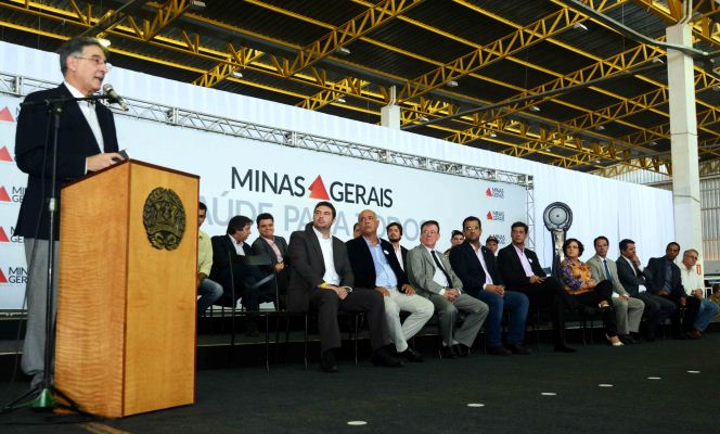 "entrega-ambulancia-uba-pimentel"