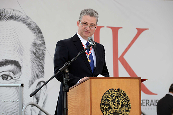 este-ano-foram-agraciadas-86-personalidades-que-contribuiram-para-o-desenvolvimento-de-minas 15-site