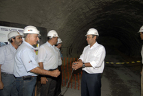 A&eacute;cio abre t&uacute;nel de acesso &agrave; Cidade Administrativa