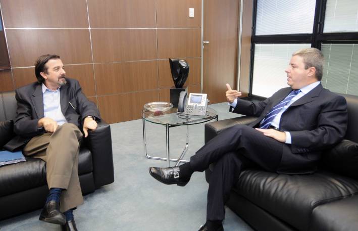 Anastasia conhece projeto do Museu do Homem Brasileiro