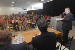 Anastasia defende planejamento para regi&otilde;es metropolitanas 