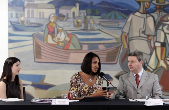 Anastasia participa do F&oacute;rum dos Secret&aacute;rios e Dirigentes de Cultura