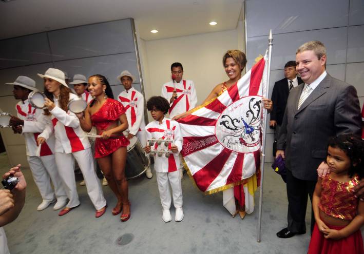 Antonio Anastasia anuncia apoio para o Carnaval de Belo Horizonte