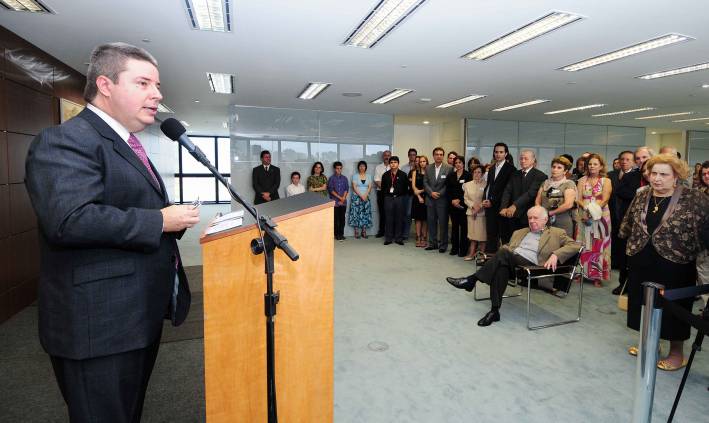 Antonio Anastasia entrega Prêmio Governo de Minas de Literatura