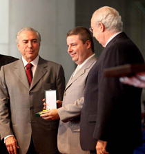 Antonio Anastasia recebe homenagem da C&acirc;mara dos Deputados 