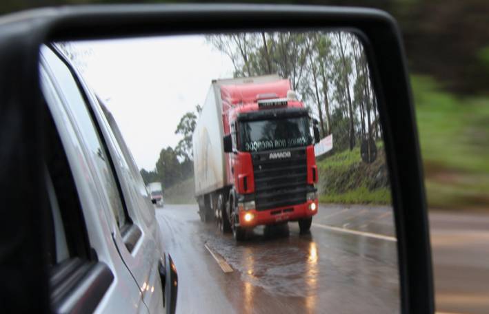 Cuidado deve ser redobrado nas estradas nesta &eacute;poca do ano