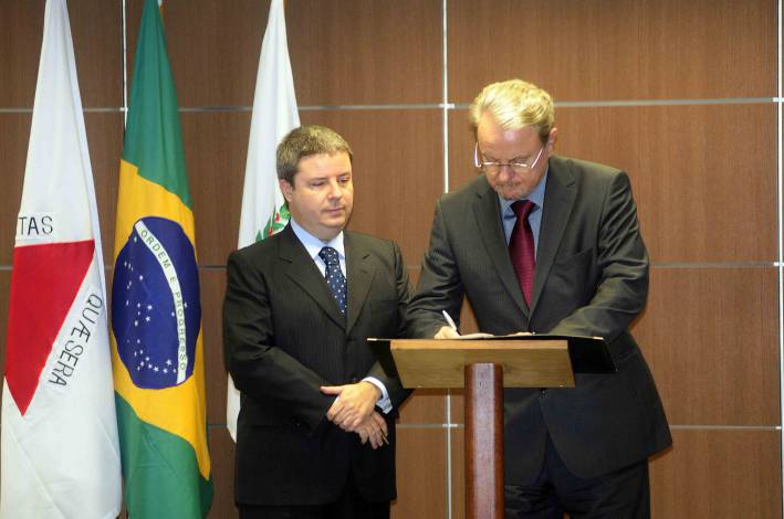 Estado e Prefeitura assinam conv&ecirc;nios para obras de mobilidade urbana em BH