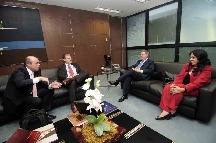 Wilson Mello, José Antônio Fay, Antonio Anastasia e Dorothea Werneck