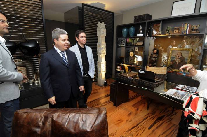 Governador Anastasia visita Casa Cor Minas Gerais