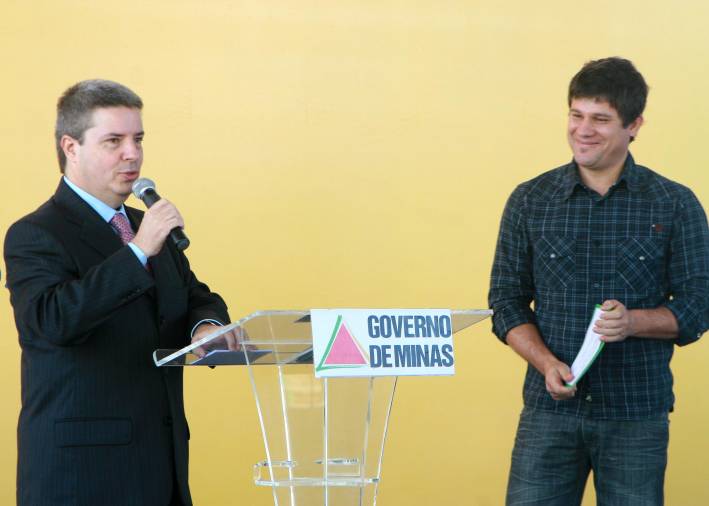 Governador Antonio Anastasia participa da abertura de dois novos n&uacute;cleos do Plug Minas