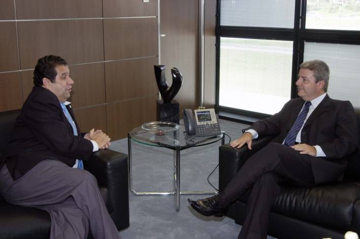 Governador Antonio Anastasia se reúne com o ministro Carlos Lupi