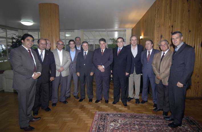 Governador Antonio Anastasia se reúne com políticos do PDT