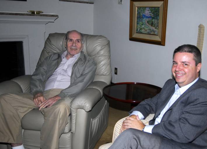 Governador Antonio Anastasia visita H&eacute;lio Garcia