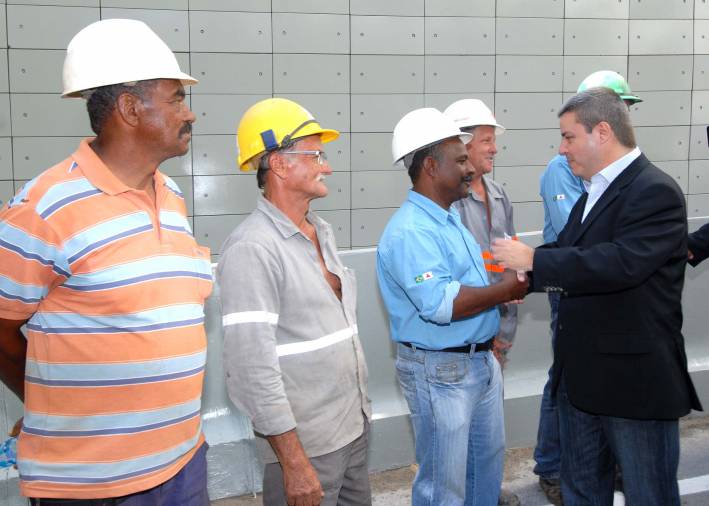 Governador entrega novo acesso &agrave; Cidade Administrativa