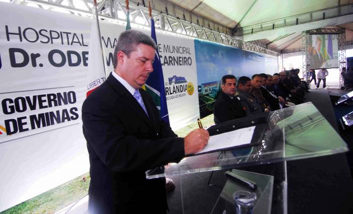 Governador inaugura Hospital e Maternidade em Uberl&acirc;ndia