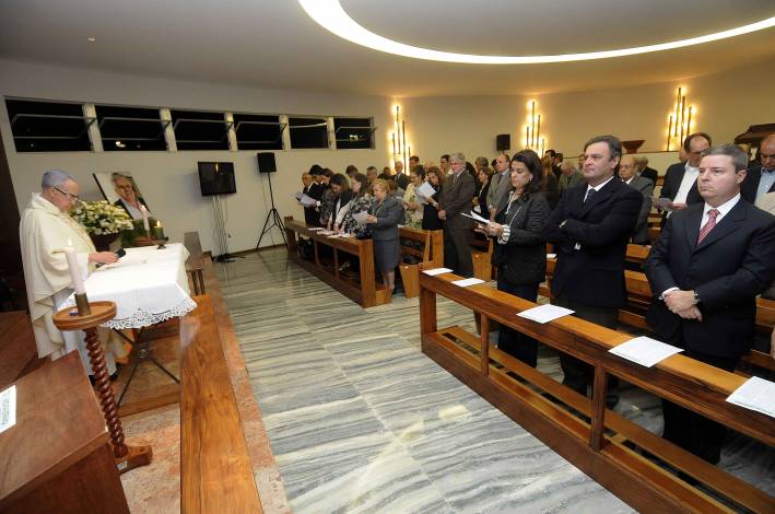 Governador participa da missa de um ano de falecimento de Aécio Ferreira da Cunha