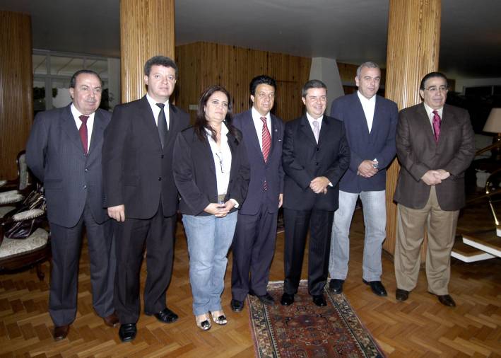 Governador recebe as bancadas estadual e federal do PSB