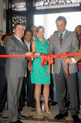 Governador inaugura Unidade de Atendimento da Pra&ccedil;a Sete 