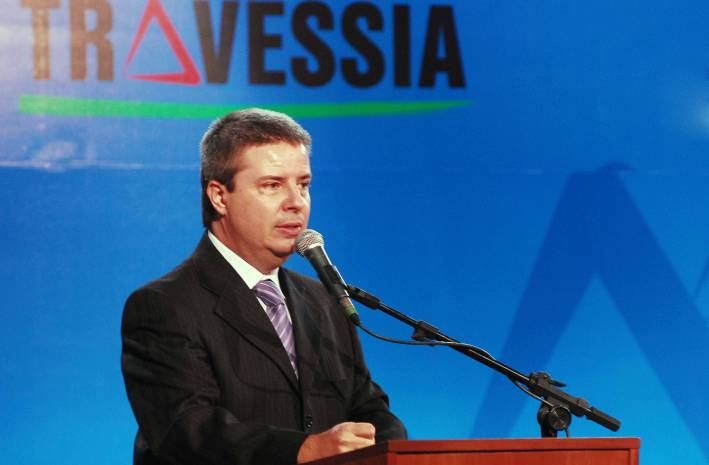 Governo de Minas cria projeto Banco Travessia 