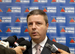 Governo lan&ccedil;a curso de ingles para taxistas