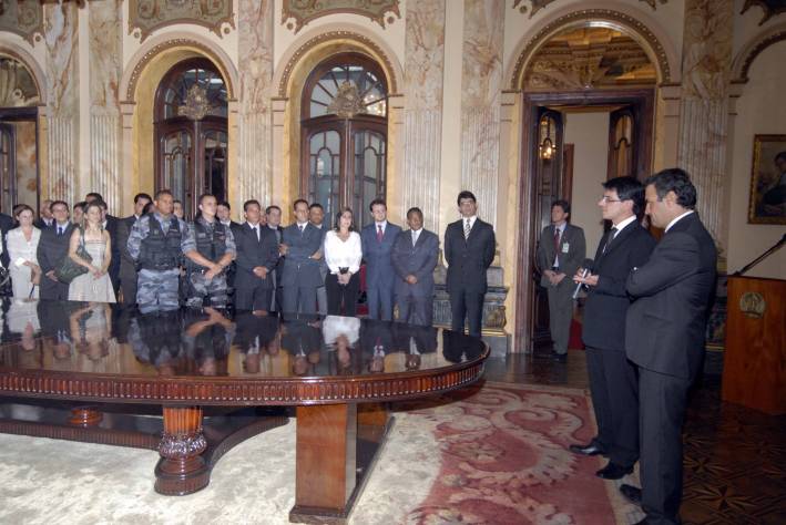 Governo de Minas conclui transfer&ecirc;ncia de cadeias