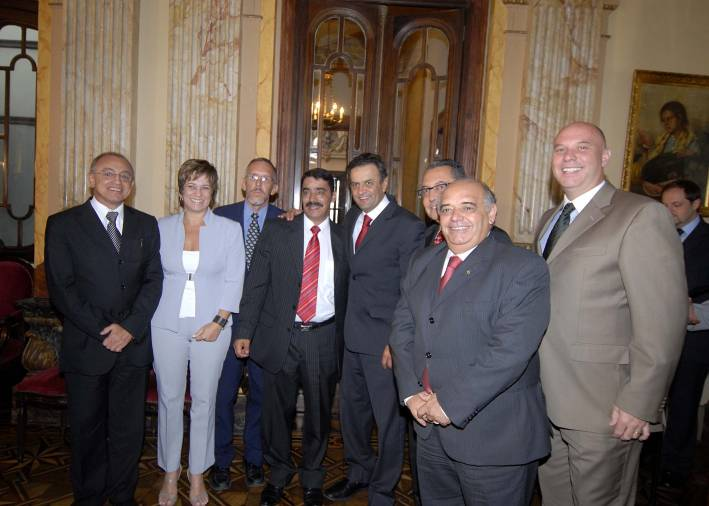 Governo e Helibras anunciam investimento de R$ 420 milh&otilde;es