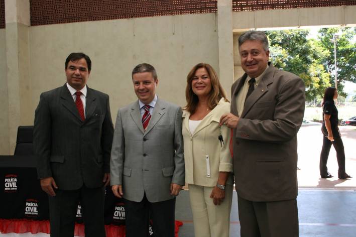 Governo entrega equipamentos para delegacias da Mulher no Estado