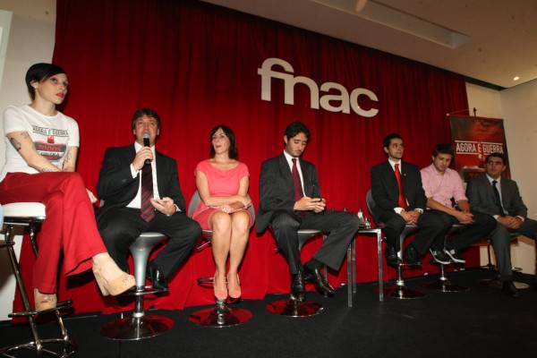 SES lan&ccedil;a novidades do combate &agrave; dengue nas redes sociais