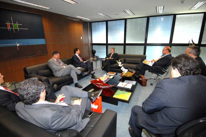 TAM pretende aumentar voos e criar rotas a partir de Confins