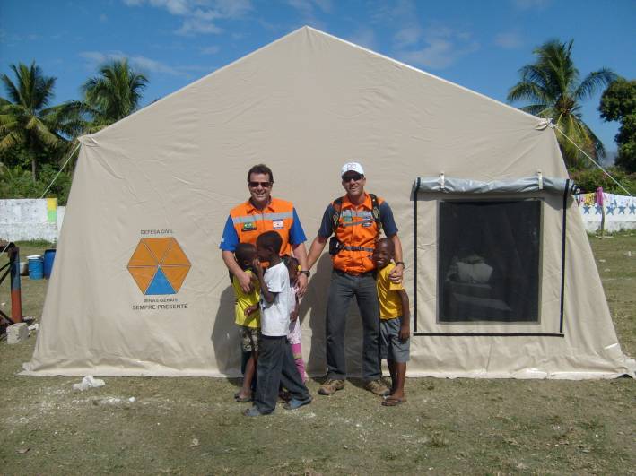 Trabalho da Defesa Civil de Minas Gerais &eacute; refer&ecirc;ncia no Haiti 
