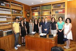 Governador recebe restauradores da biblioteca do Pal&aacute;cio das 