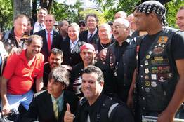 antonio-anastasia-participou-de-homenagem-de-motociclistas-mineiros_1_n_i_relacionamento