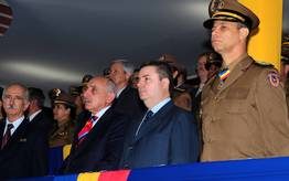 antonio-anastasia-presidiu-as-comemoracoes-dos-237-anos-da-policia-militar_n_i_relacionamento