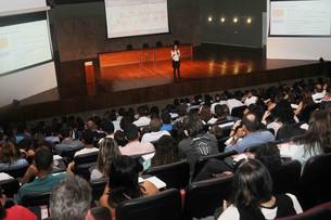 avanco-das-midias-sociais-reflete-novos-conceitos-de-transformacao-da-sociedade_n_i_right