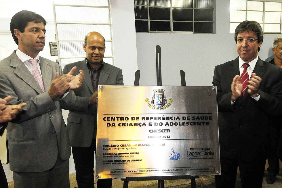 dinis-pinheiro-inaugura-centro-de-referencia-de-saude-da-crianca-e-do-adolescente-em-lagoa-santa_n_i_center_ful