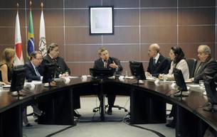 governador-anastasia-define-metas-para-2012_1_n_i_left