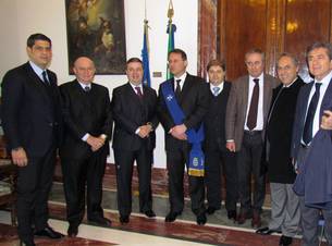 governador-anastasia-encerra-missao-comercial-na-italia_n_i_right