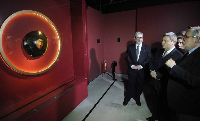 governador-antonio-anastasia-visita-exposicao-do-pintor-italiano-caravaggio_n_i_center