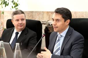 governador-negocia-com-o-politecnico-de-turim-nova-edicao-do-programa-jovens-mineiros_n_i_right