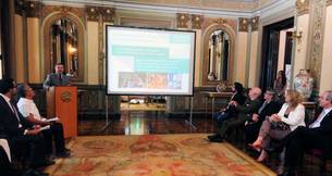 governador-participa-de-reuniao-do-forum-minas-de-ideias_n_i_right