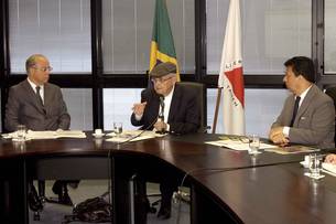 programa-visa-garantir-alimentacao-saudavel-aos-alunos-da-rede-publica_n_i_right