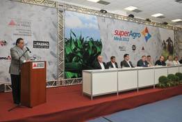 vice-governador-alberto-pinto-coelho-durante-a-abertura-oficial-da-superagro_n_i_relacionamento